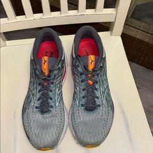 Mizuno Wave Inspire XX Blue Gray and Red Athletic Shoes